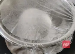 Illustration of how to make milk flower ball steamed buns 9