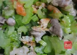 Illustration of how to make fried instant noodles 3