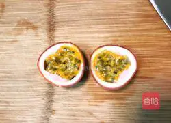 Illustration of how to make mint fruit drink 6