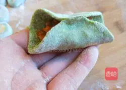 Xinwen Gourmet Lamb, Carrot and Hundred Ingredient Dumplings Recipe Illustration 14