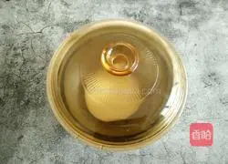 Illustration of how to make seaweed and meat floss bread 9