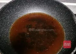 Illustration of how to make pearl milk tea 14