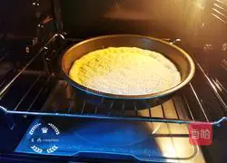 Illustration of how to make bacon pizza 11