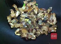 Illustration of how to make fried bitter melon with sausage 7