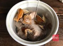 Illustration of how to make braised pork ribs with tangerine peel 6