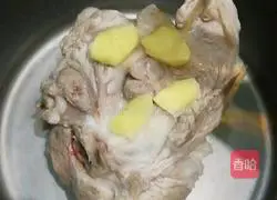 Winter Melon and Barley Bone Soup Recipe Illustration 4