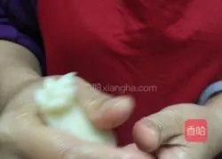 Illustration of how to make fried cakes 9