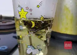 Illustration of how to make taro ball and oolong milk 2