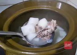 Illustration of how to make radish and pork ribs soup 12