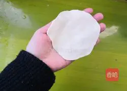 Illustration of how to make pork buns with chives 9