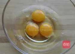 Illustration of how to make chive egg pancake 1