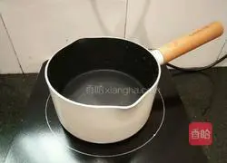 Illustration of how to make QQ noodles with chili sauce 2