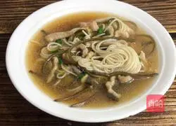 Kelp and shredded pork noodle soup Illustration of how to do it 9
