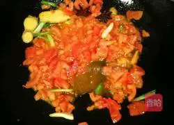 Illustration of how to make tomato stewed beef brisket 9