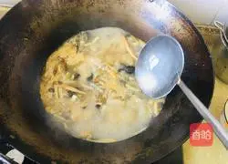 Illustration of how to make spicy and sour shredded pork soup 6