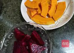 Colorful fresh meat buns Illustration of how to make meat buns 1