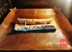 Illustration of how to make whole wheat crab egg rolls 4