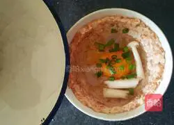 Illustration of how to make egg patty soup 13