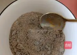 Illustration of making sugar triangle 9