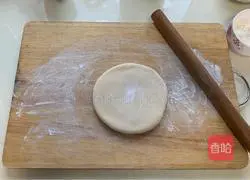 Illustration of how to make braised beans and noodles 1