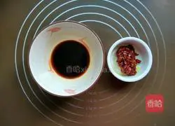 Fish Flavor Illustration of how to make chicken shreds 3