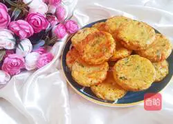 Illustration of how to make shrimp and vegetable cakes 14