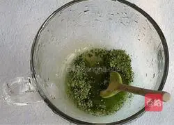 Illustration of how to make matcha milk glutinous rice balls 1