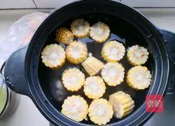 Xianggu Corn Spare Rib Soup Recipe Illustration 12