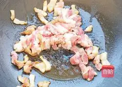 Illustration of how to make fried meat with fungus 8