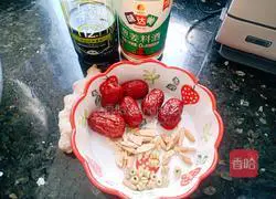 Illustration of how to make health-preserving native chicken and yam soup 2