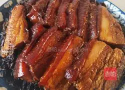 Illustration of how to make pork with pickled vegetables 15