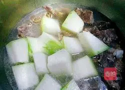  Illustration of how to make winter melon and pork ribs soup 3