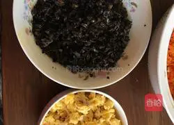 Carrot, egg, vermicelli and fungus stuffed dumplings Practice illustration 2