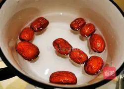 Recipe for Tremella and Red Date Soup 3