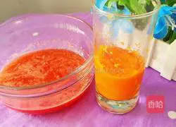 Illustration of how to make carrot and watermelon milkshake 9