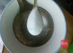 Illustration of how to make tongue noodles 10