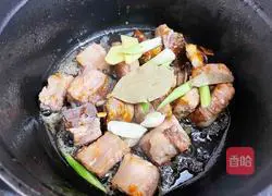 Illustration of how to cook pork ribs with quail eggs 7