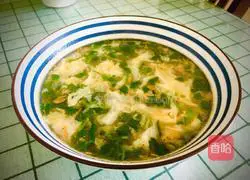 Illustration of how to make egg and coriander soup 10