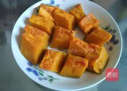 Illustration of how to make pumpkin steamed buns 3