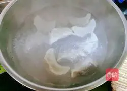 Illustration of how to make sour soup dumplings 5