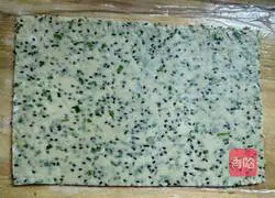 Illustration of how to make green onion soda crackers 10