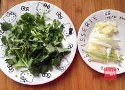 Illustration of how to make cold shredded chicken 3