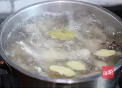 Chicken in clear soup Illustration of how to make claws 11