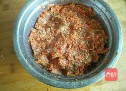 Illustration of how to make carrot and mutton buns 12