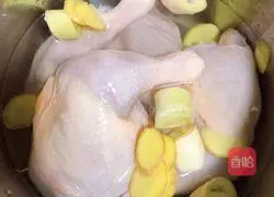 Illustration of how to make cold chicken shredded rice noodles 4