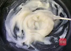 Illustration of making Tang Zhong Raisin Toast 2