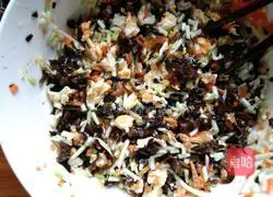 Thin-crust vegetable pie recipe 5