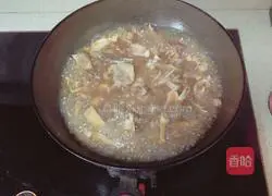 Illustration of how to make Dried Bamboo Shoots and Pai Soup (local famous dish) 7