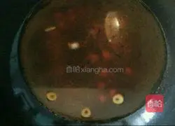 Illustration of how to make vegetable and egg noodle soup 7