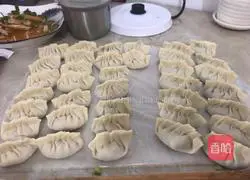 Illustration of how to make dumplings 3